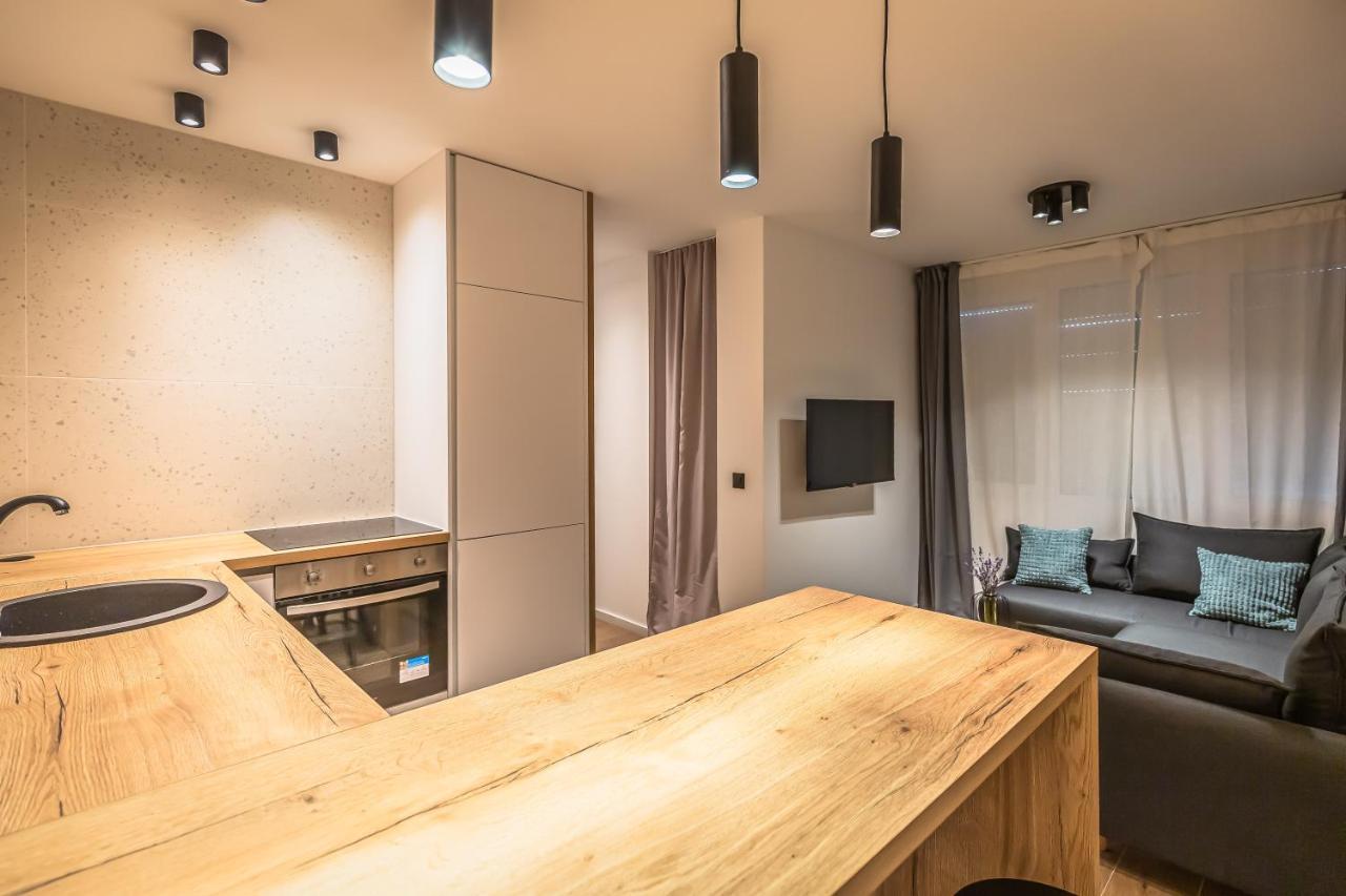 Vogue Apartments Omiš Exteriör bild